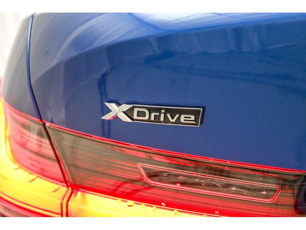 Used 2019 BMW 330i xDrive Sedan w/ M Sport Package AWD/4WD image 63