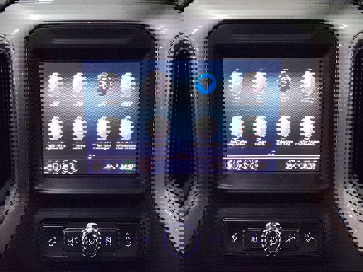 Used 2022 Chevrolet Silverado 1500 Custom w/ Safety Confidence Package image 39