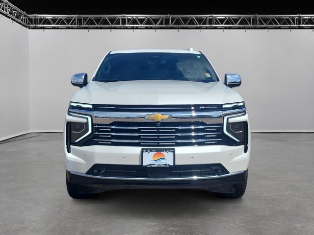 Used 2025 Chevrolet Suburban Premier w/ Sun And Tow Package AWD/4WD image 2