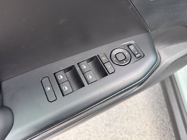 New 2027 Kia K4 FWD image 17