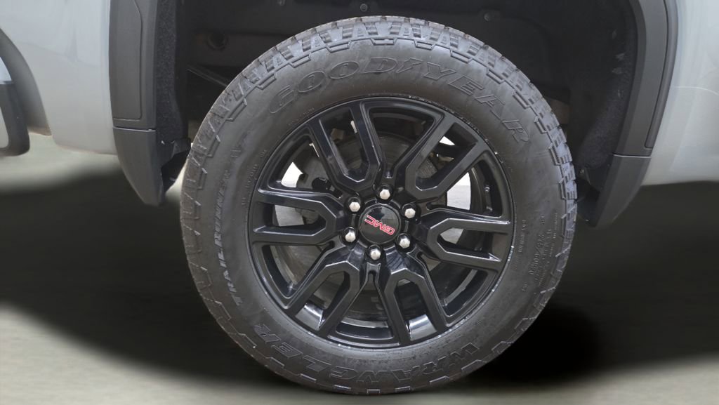 Used 2024 GMC Sierra 1500 Elevation w/ X31 Off-Road Package AWD/4WD image 35