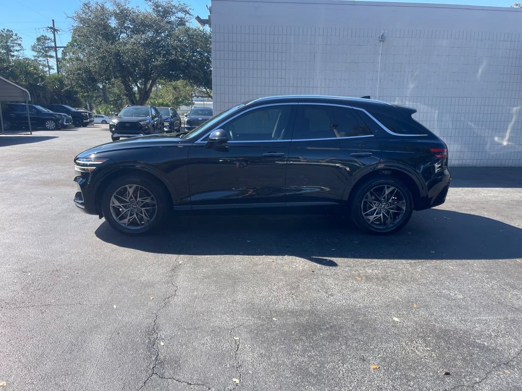 Used 2022 Genesis GV70 2.5T w/ Select Package AWD/4WD image 2