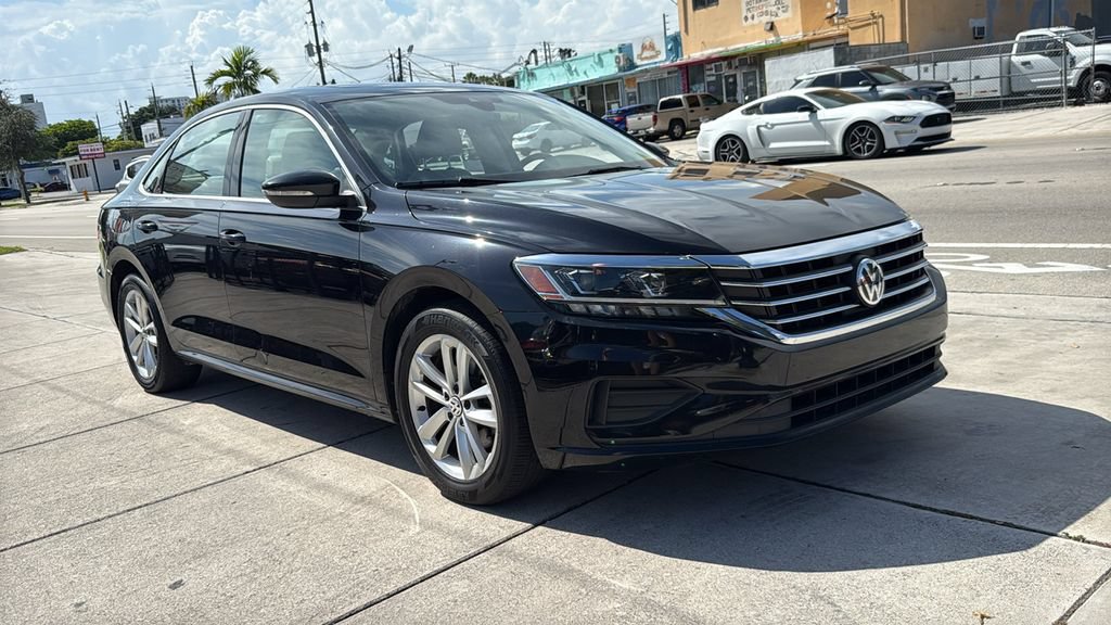 Used 2020 Volkswagen Passat 2.0T SE w/ Sunroof Package FWD image 16