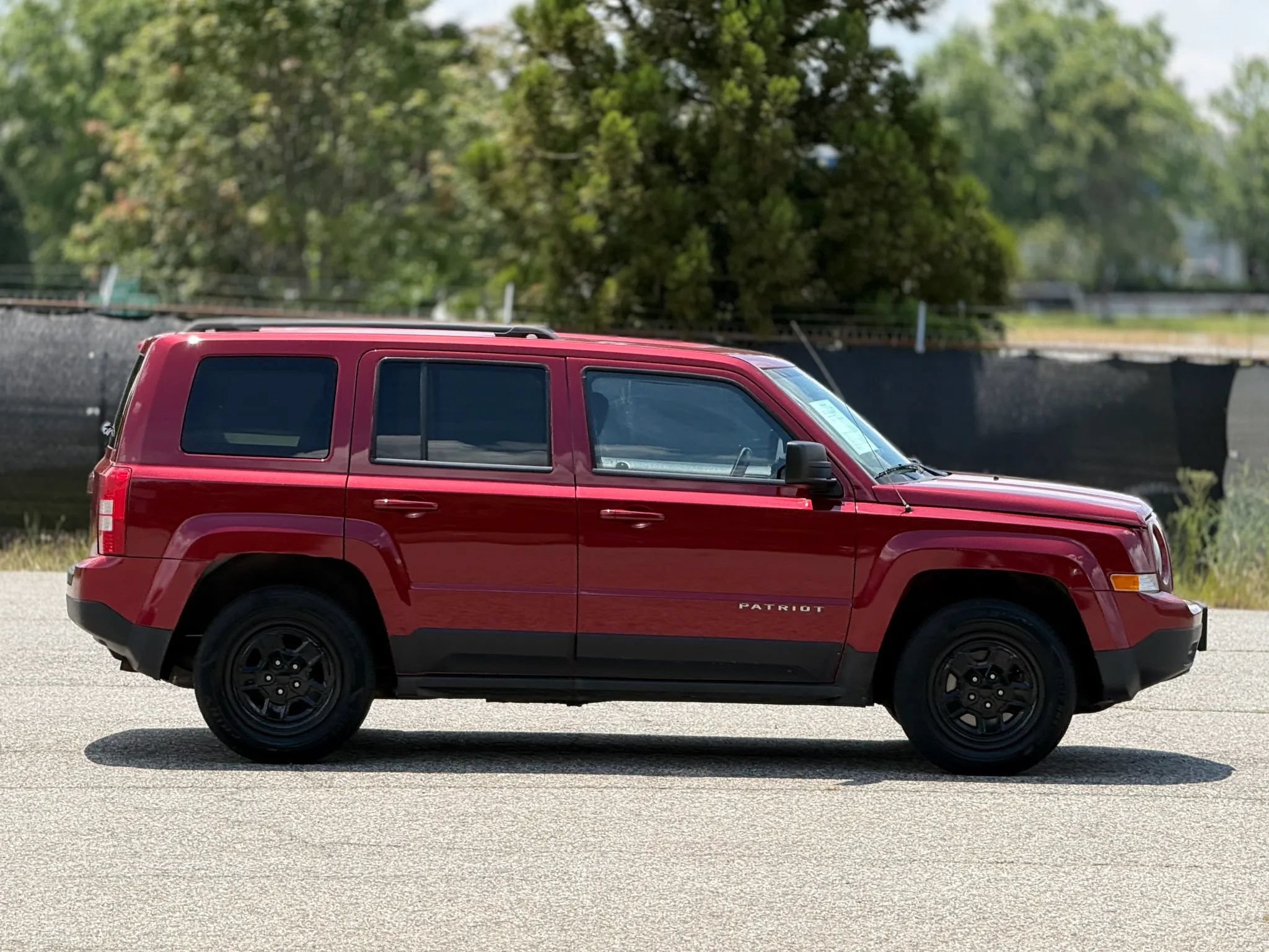 Used 2014 Jeep Patriot Sport w/ Power Value Group FWD image 7