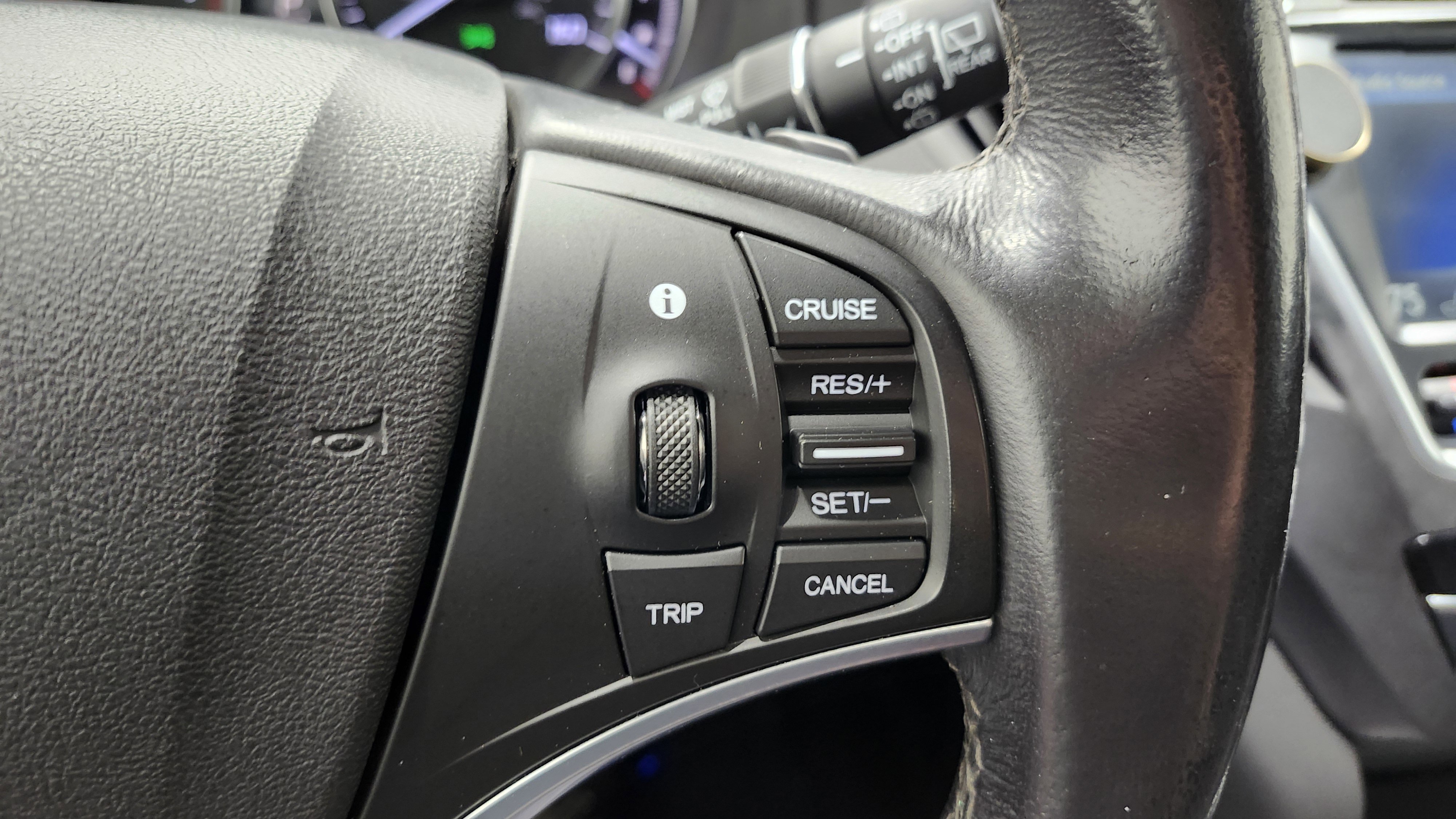 Used 2016 Acura MDX SH-AWD image 38