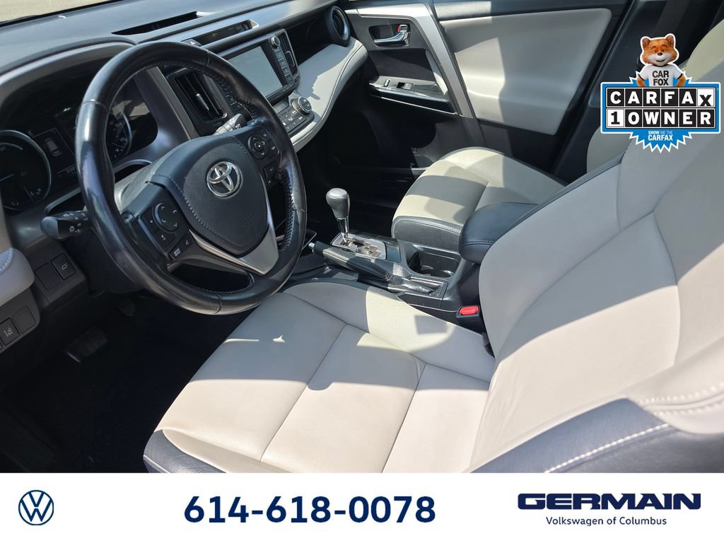 Used 2018 Toyota RAV4 Limited AWD/4WD image 19