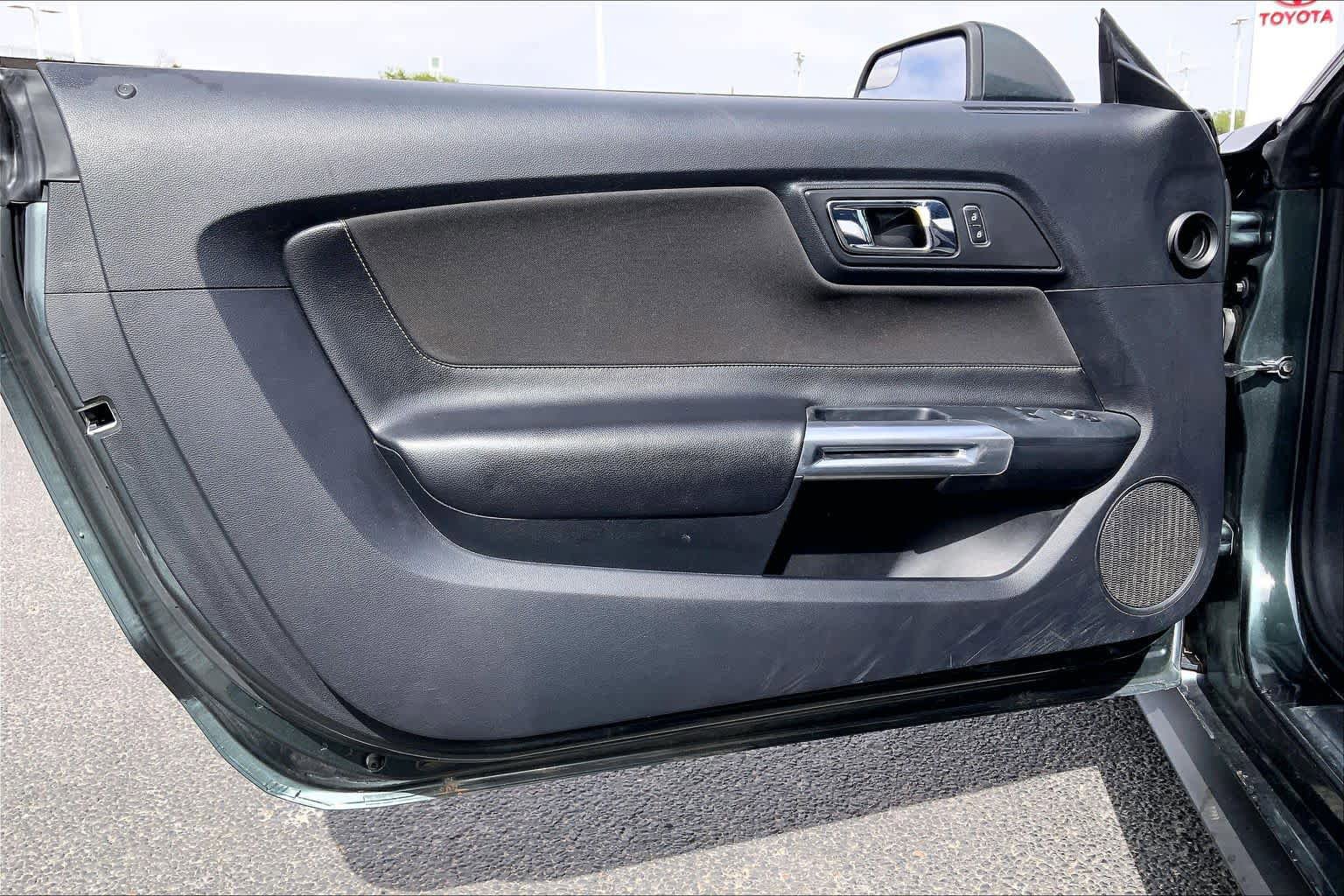 Used 2015 Ford Mustang GT w/ Enhanced Security Package RWD image 22