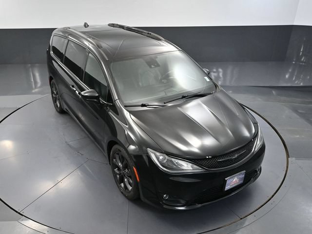Used 2019 Chrysler Pacifica Touring-L Plus w/ Advanced Safetytec Group FWD image 68
