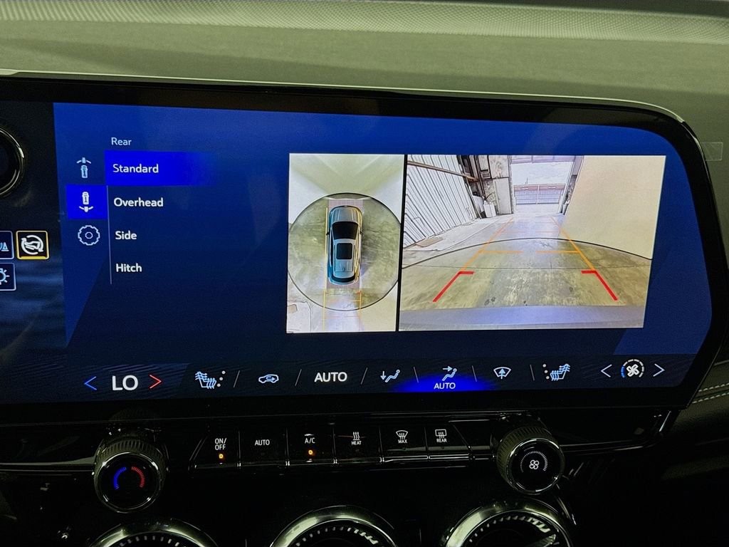 New 2025 Chevrolet Blazer EV LT image 9