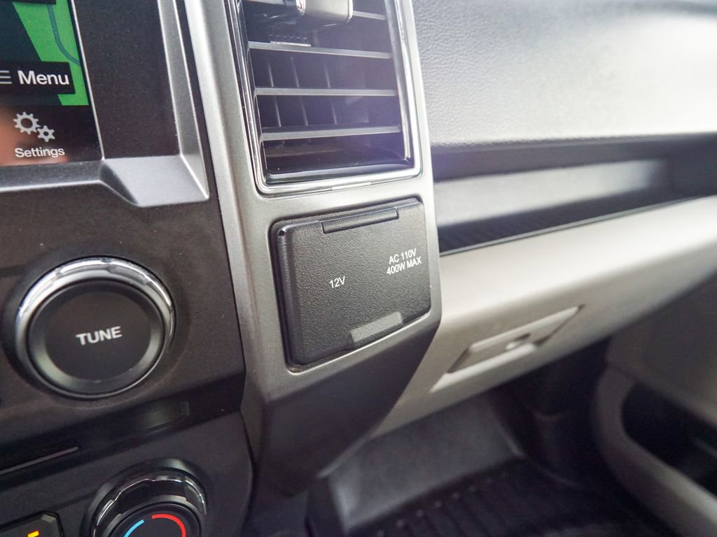 Used 2018 Ford F150 XLT w/ Equipment Group 302A Luxury AWD/4WD image 28