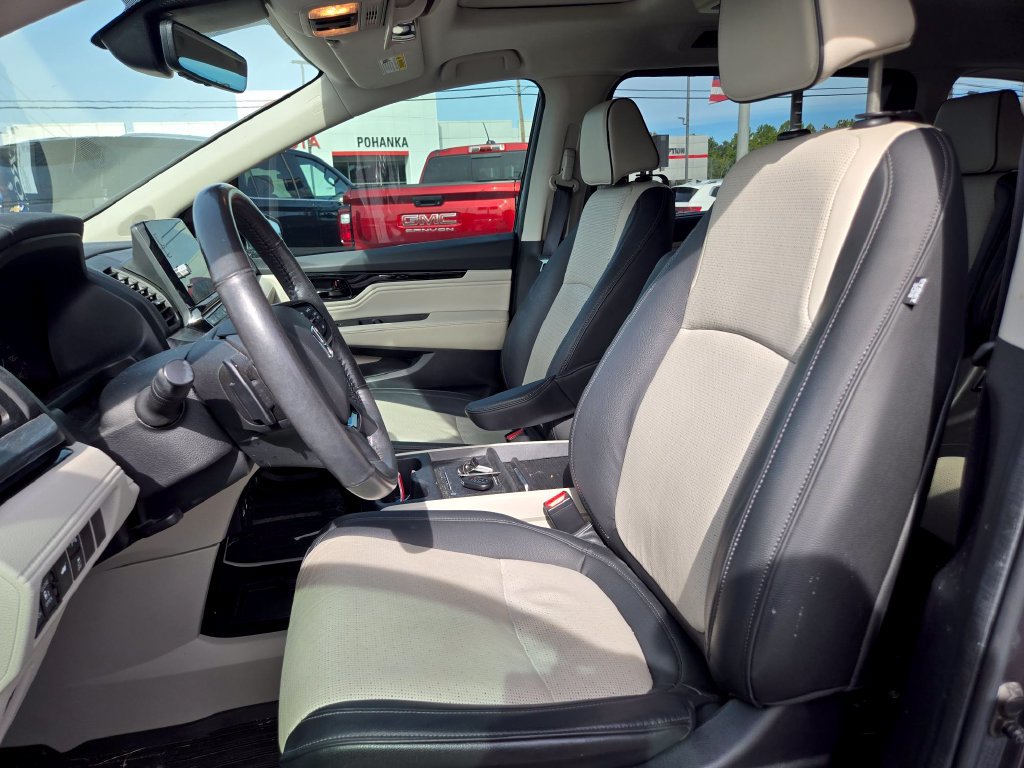 Used 2025 Honda Odyssey Elite image 9