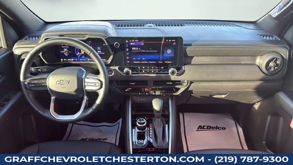 Used 2025 Chevrolet Colorado Trail Boss AWD/4WD image 17