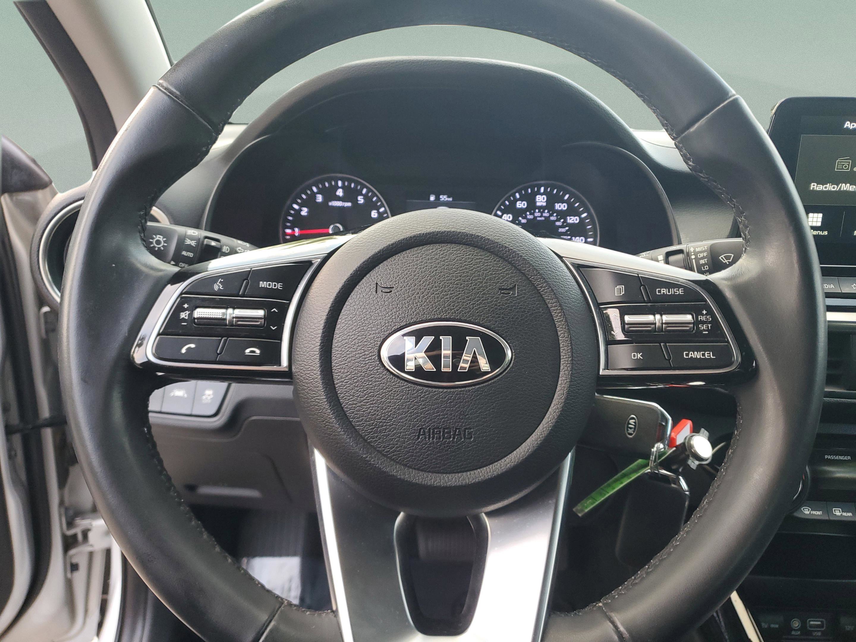 Used 2019 Kia Forte S w/ S Premium Package FWD image 17