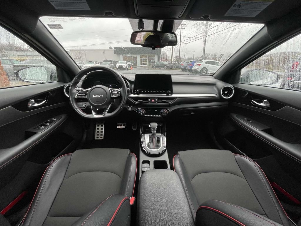 Used 2023 Kia Forte GT image 25