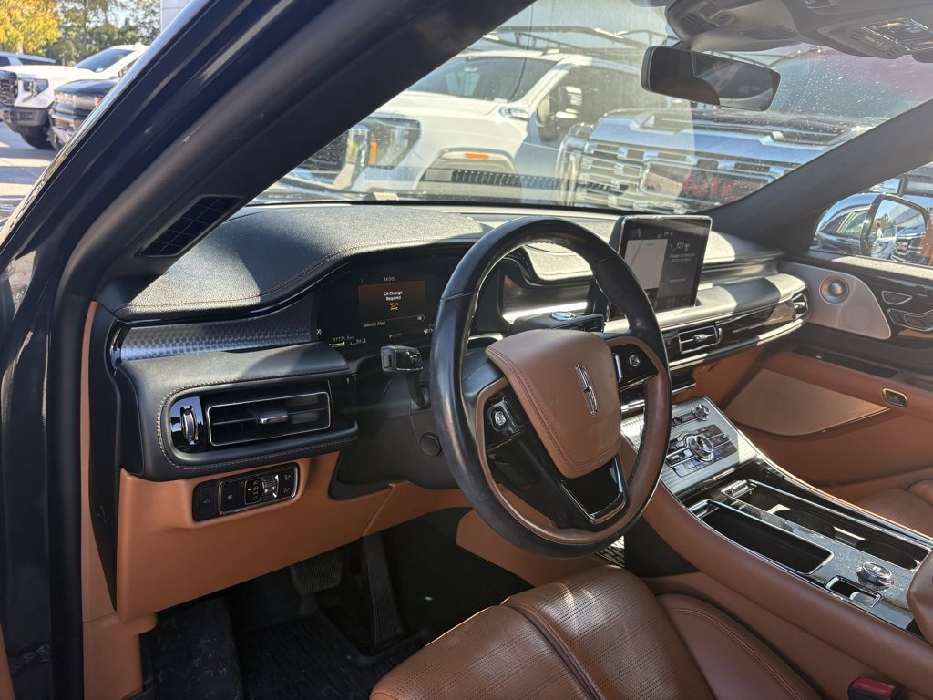 Used 2020 Lincoln Aviator Black Label w/ Dynamic Handling Package image 8