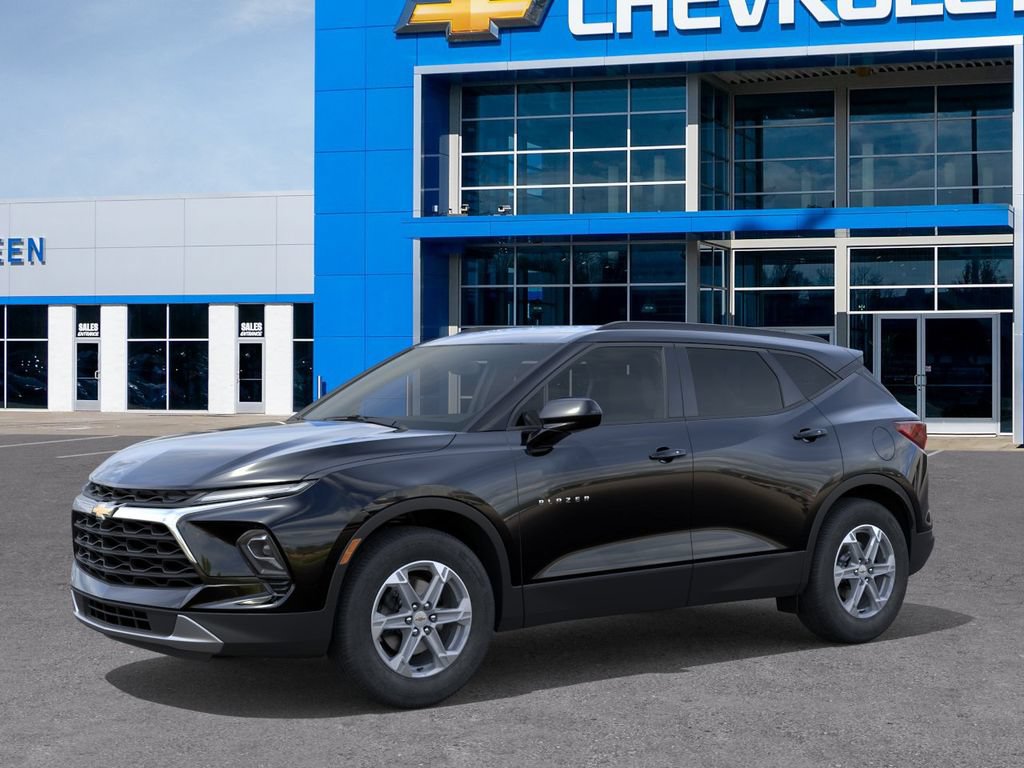 New 2026 Chevrolet Blazer LT w/ Convenience Package AWD/4WD image 2