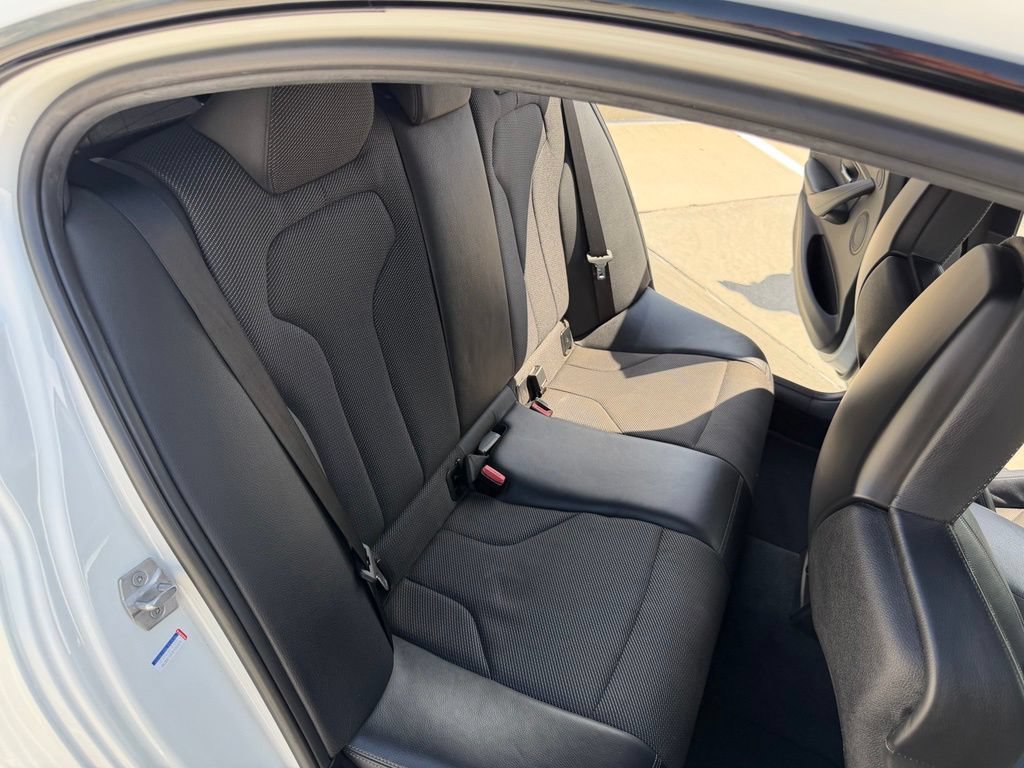 Used 2018 BMW M3 RWD image 38