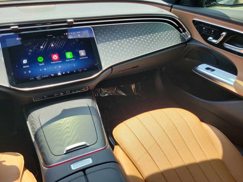 Used 2025 Mercedes-Benz E 450 4MATIC Sedan image 18