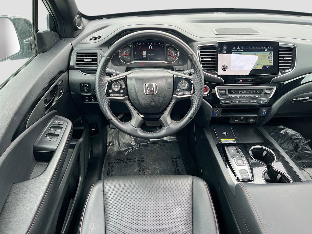 Used 2024 Honda Passport Black Edition image 24