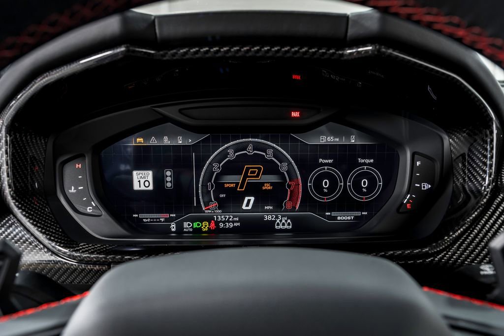 Used 2023 Lamborghini Urus S image 17