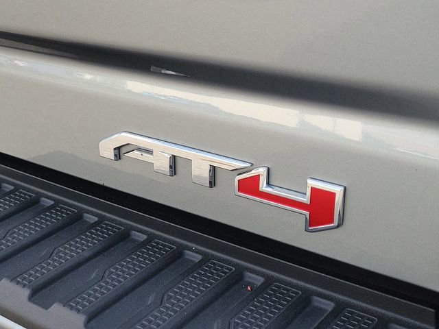 Used 2024 GMC Sierra 2500 AT4 w/ AT4 Premium Plus Package image 5