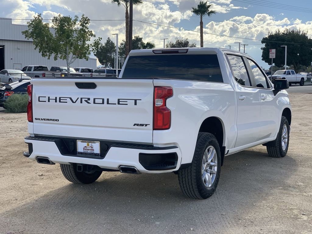 Certified 2022 Chevrolet Silverado 1500 RST image 4