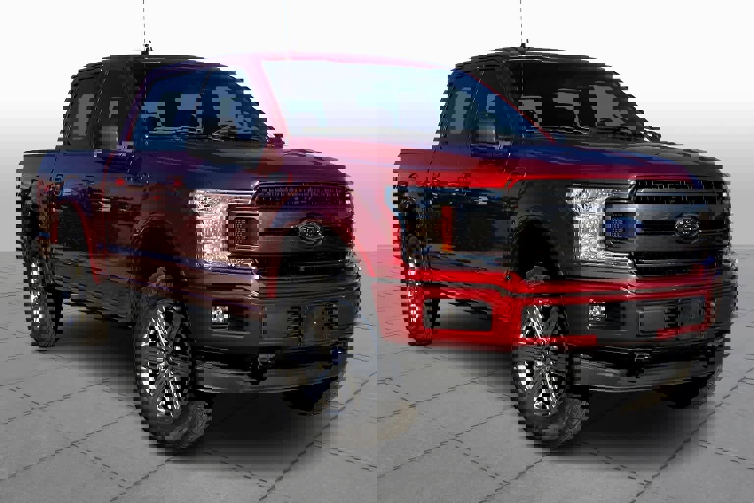 Used 2019 Ford F150 XLT w/ Equipment Group 302A Luxury AWD/4WD image 2