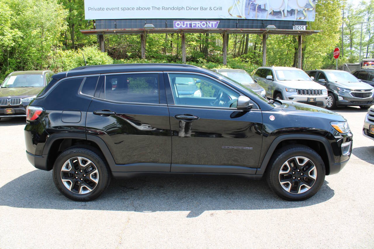 Used 2017 Jeep Compass Trailhawk w/ Navigation Group AWD/4WD image 6