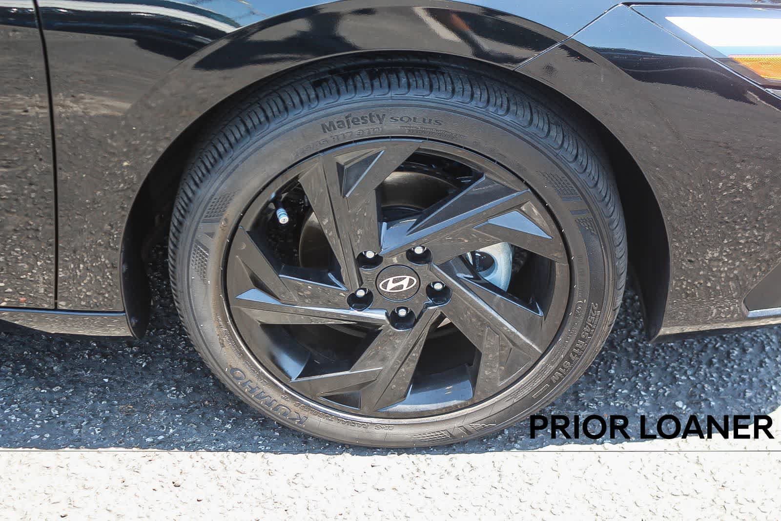 Certified 2026 Hyundai Elantra Sport FWD image 12
