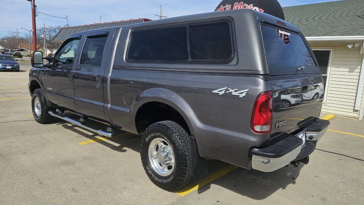Used 2003 Ford F250 Lariat image 2