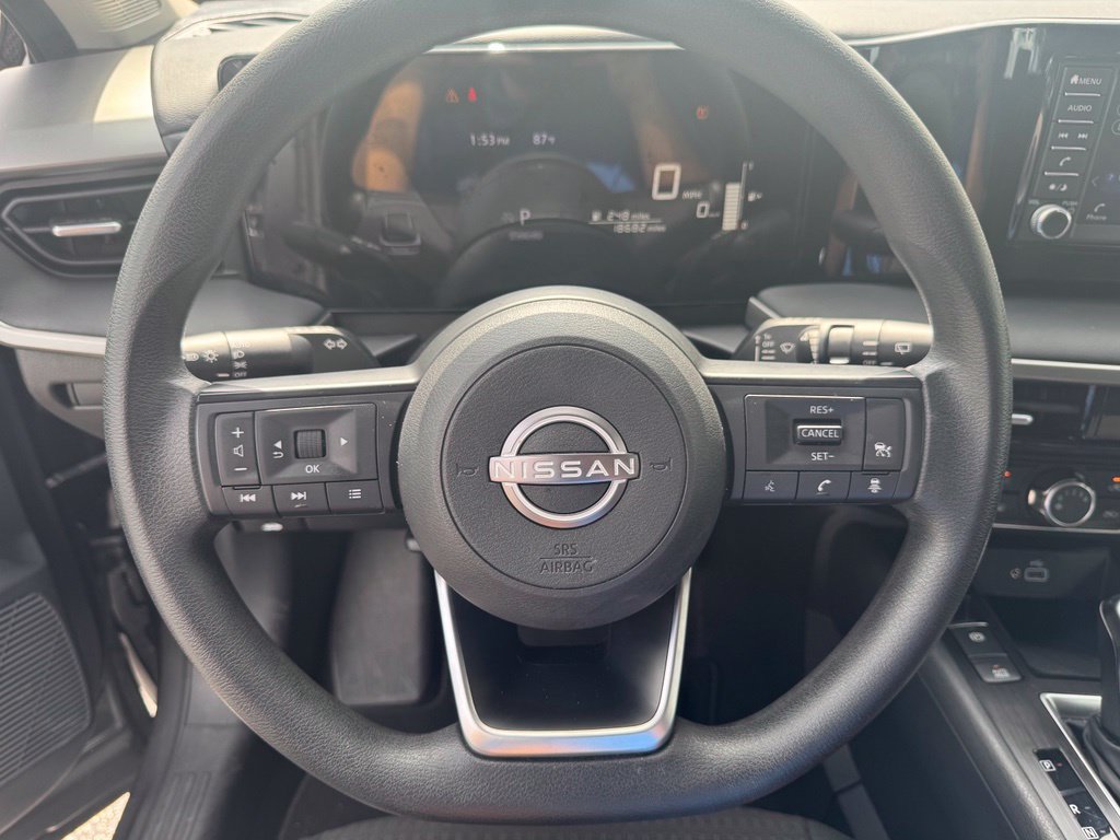 Used 2025 Nissan Kicks S FWD image 17