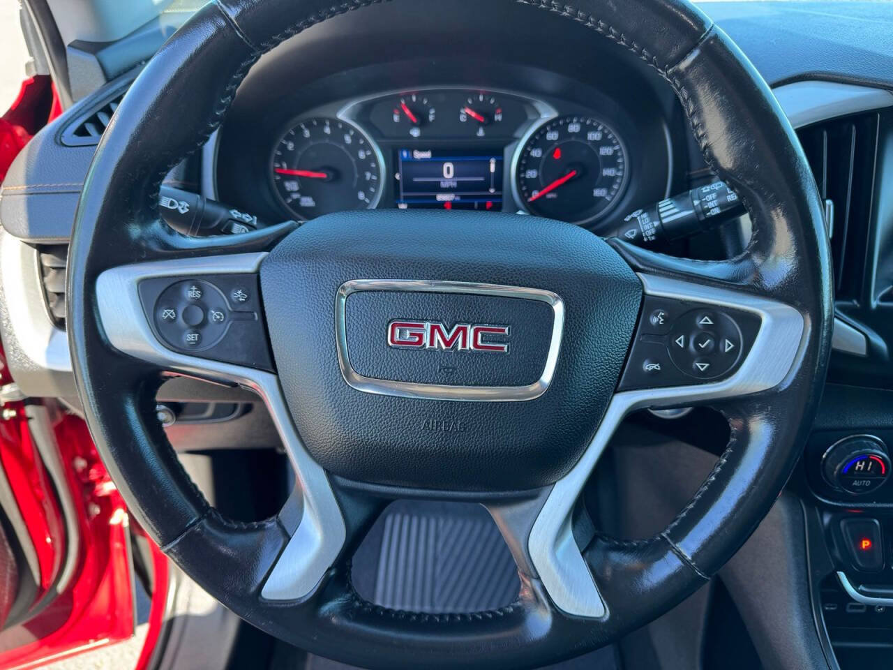 Used 2020 GMC Terrain SLE w/ Driver Convenience Package AWD/4WD image 18