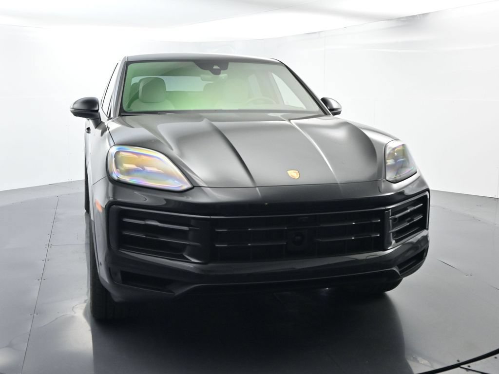Certified 2026 Porsche Cayenne E-Hybrid Coupe AWD/4WD image 18