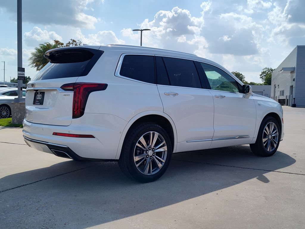 Used 2022 Cadillac XT6 Premium Luxury w/ Platinum Package AWD/4WD image 12