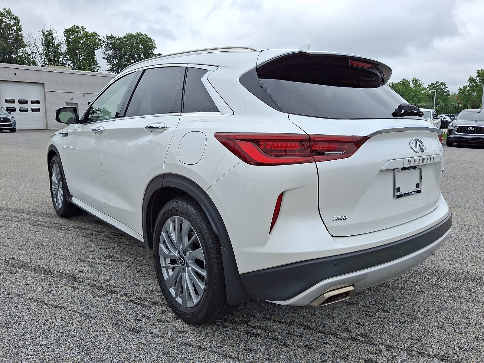 Certified 2023 INFINITI QX50 Luxe AWD/4WD image 4