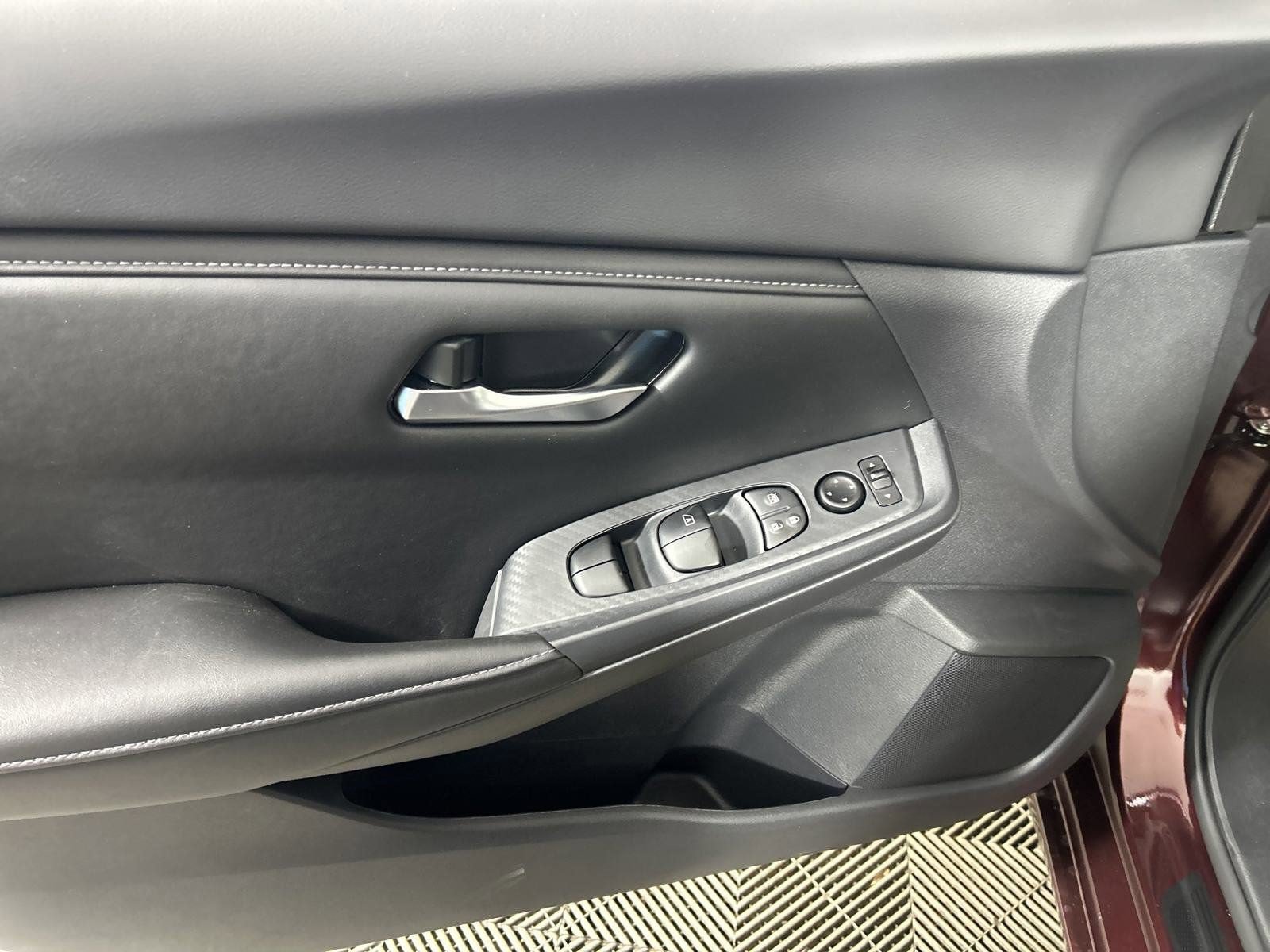 New 2025 Nissan Sentra SV w/ All-Weather Package FWD image 28
