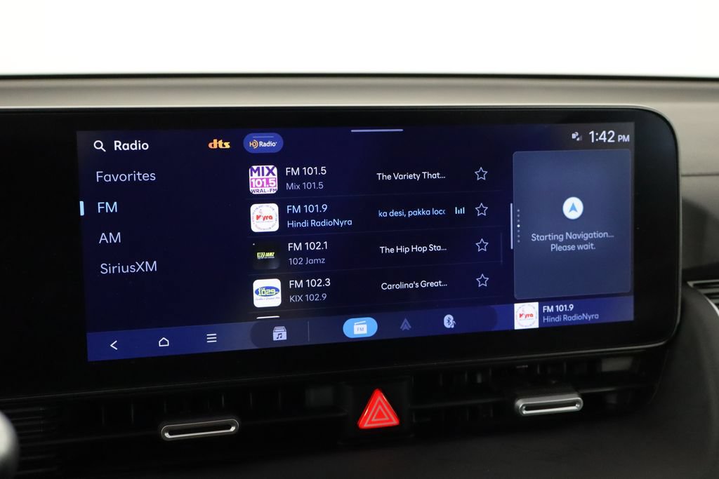 Used 2025 Hyundai Ioniq 5 SE RWD image 28