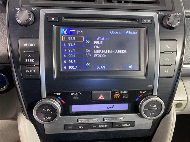 Used 2013 Toyota Camry LE image 20