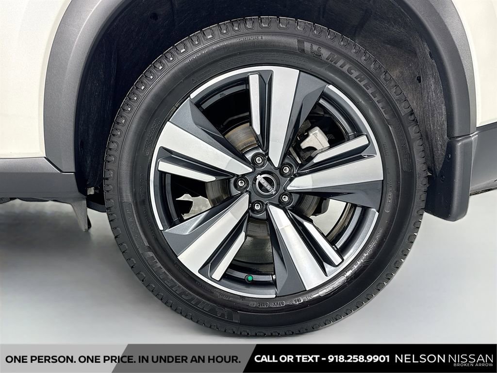 Certified 2023 Nissan Rogue SL AWD/4WD image 30