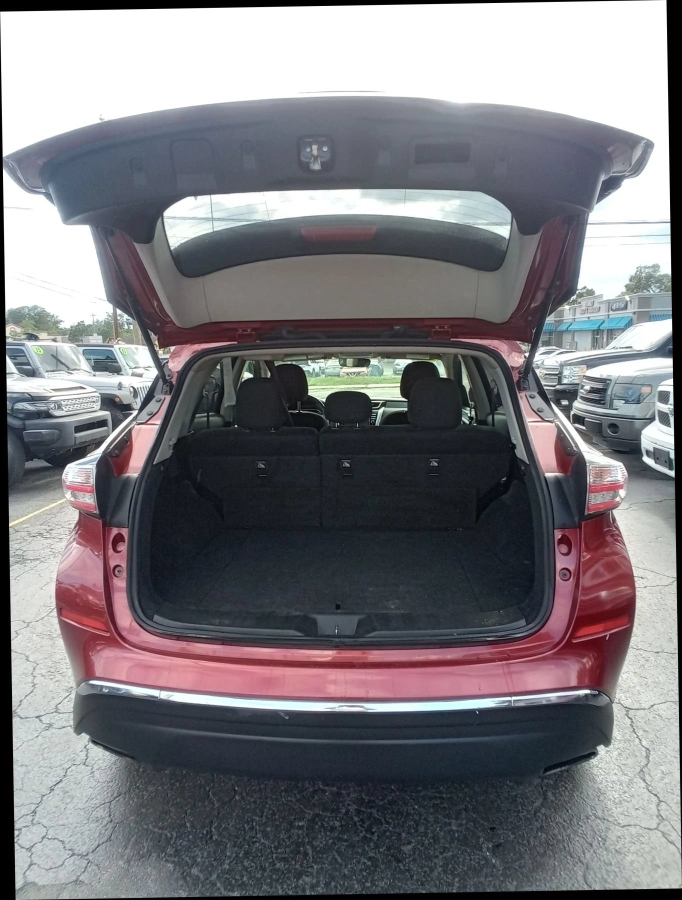 Used 2018 Nissan Murano S AWD/4WD image 22
