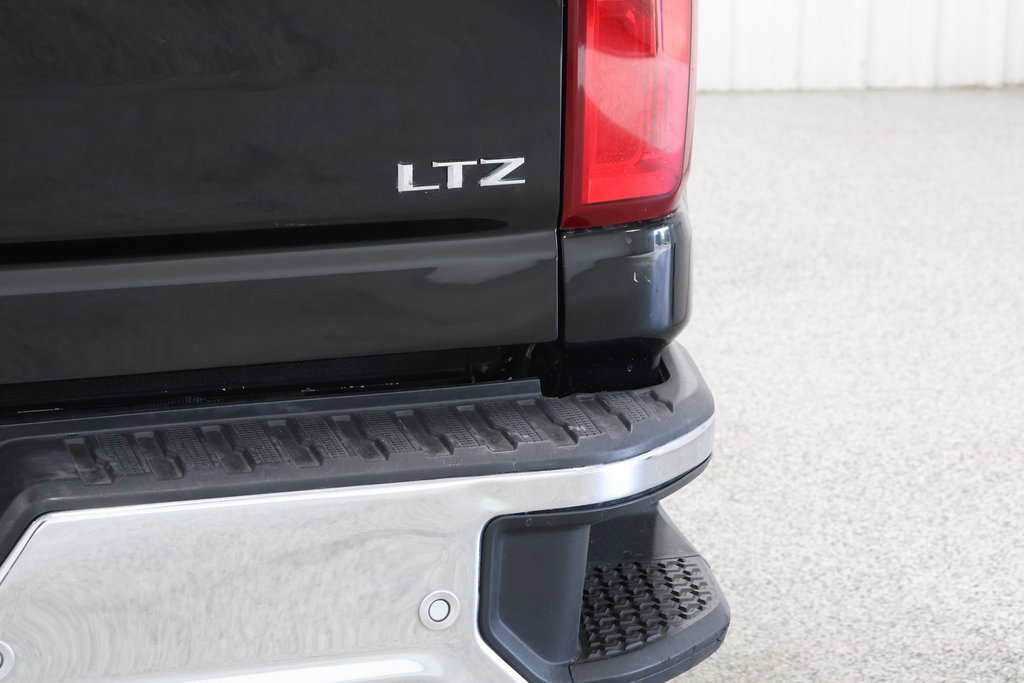 Used 2020 Chevrolet Silverado 2500 LTZ image 37
