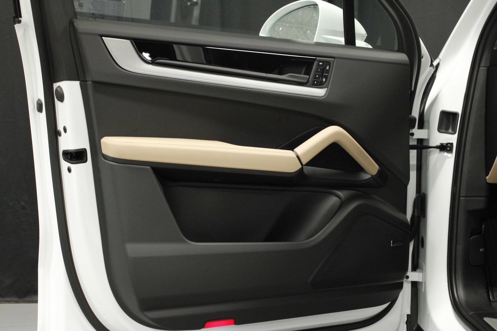 New 2026 Porsche Cayenne AWD/4WD image 14