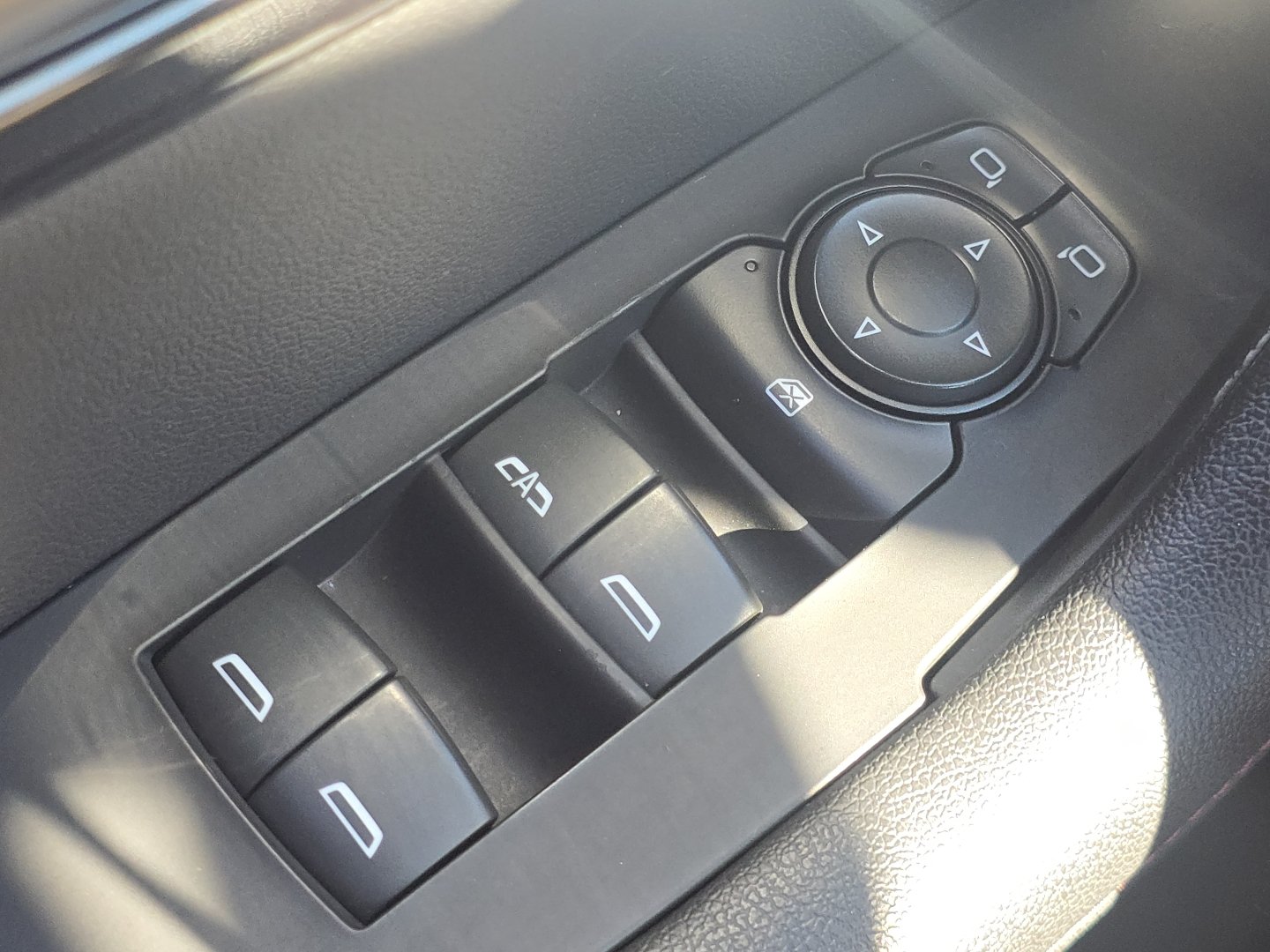 Used 2020 Chevrolet Blazer RS AWD/4WD image 25