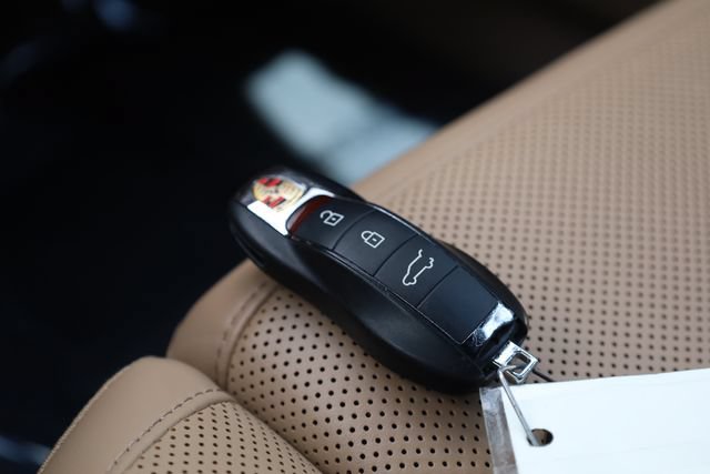 Used 2019 Porsche Macan AWD/4WD image 26