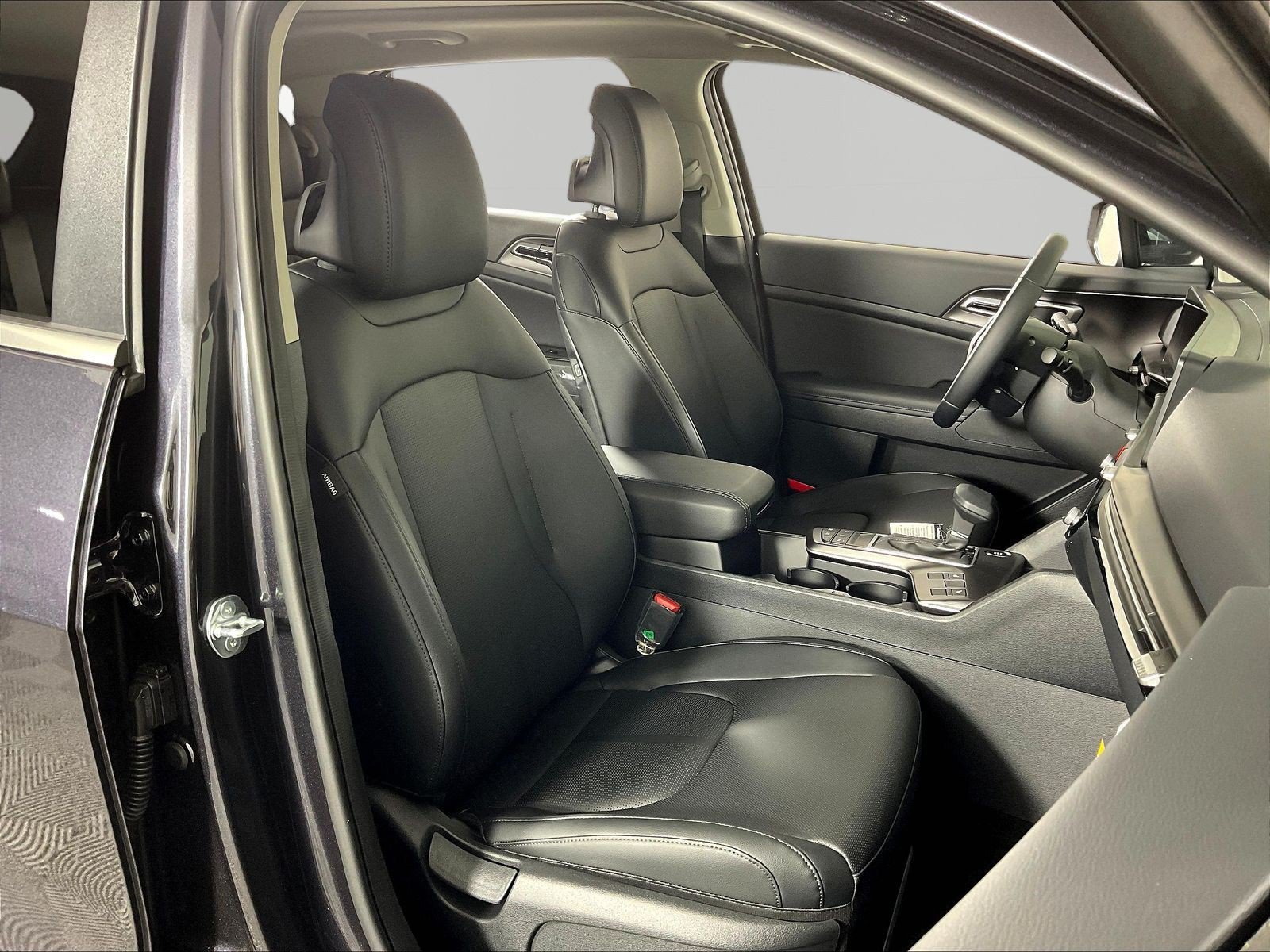 New 2026 Kia Sportage EX w/ EX Panorama Roof Package FWD image 19