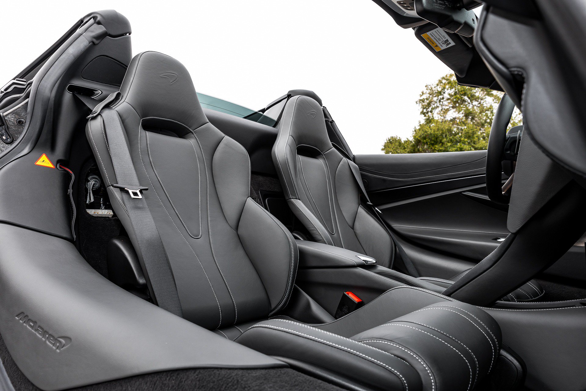 Used 2020 McLaren 720S Luxury RWD image 47