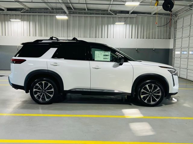 New 2026 Nissan Pathfinder Platinum image 20
