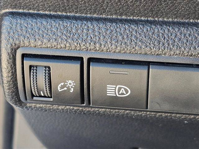 Used 2022 Toyota Corolla LE w/ Carpet Mat Package (TMS) FWD image 13