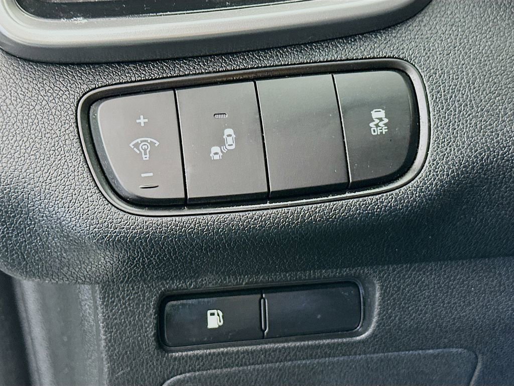 Used 2019 Kia Sorento LX image 10