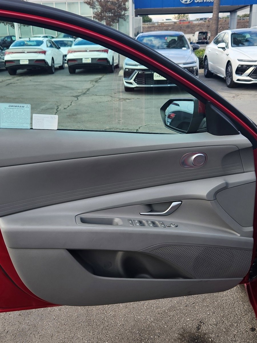 Certified 2025 Hyundai Elantra Blue image 6